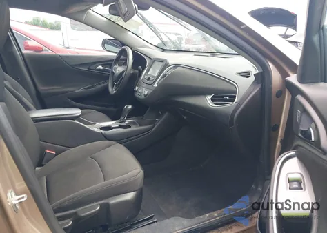 2018 Chevrolet Malibu Lt z USA, uszkodzony, nr VIN 1G1ZD5ST4JF224802